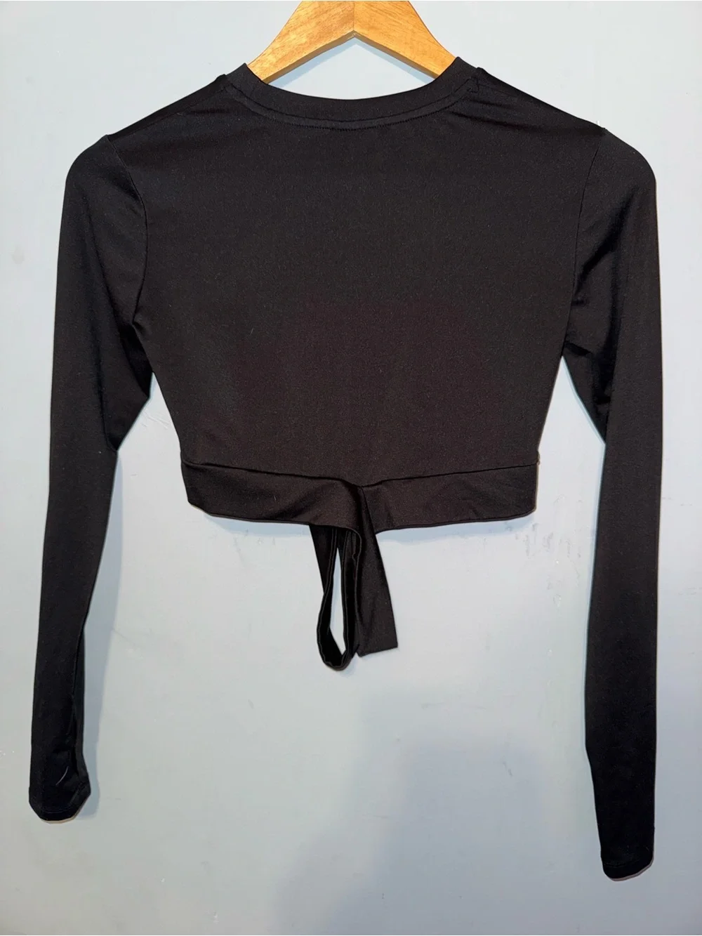 Women's Black Long-Sleeve Crop Top with Front crisscross